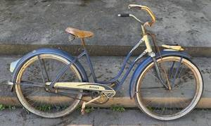 BY - Vintage Monark Cruiser Bicycle