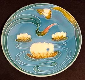 LR - Vintage Majolica Plate -Made in Italy - Water Lily Motif