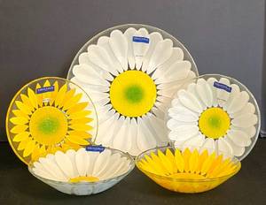 LR - Villeroy & Boch Sunflower Glass Bowl Set