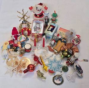 BR1 - Vintage Christmas Ornament Mixed Lot