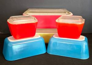 DR - Vintage Pyrex Refrigerator Dishes with Lids - Red, Blue, Yellow & Bread Pan