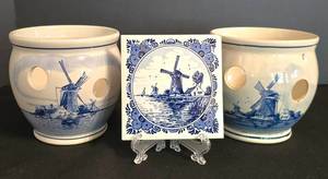 DR - Vintage Delft Blue Delftware Pots & 4.25-Inch Tile Trivet (Windmill Motif)