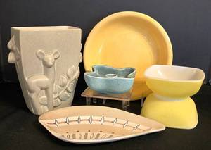 DR - Vintage Finds Red Wing Vase, Red Wing Candle Holder (B1411), Pyrex Bowls & Pie Plate