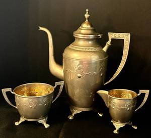 DR - Vintage Teapot, Creamer & Sugar Set