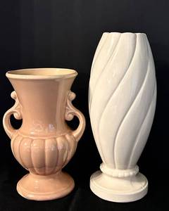 DR - Pair of Vintage Pottery Vases (Lot of 2)