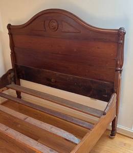 UBR - Antique Victorian Walnut  Full-Size Bed Frame with Carved Headboard