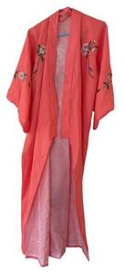 MB - Vintage Embroidered Kimono with Floral Vine Motif