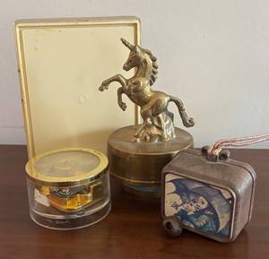 MB - Four Vintage Music Boxes