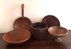MB - Five Vintage Wooden Bowls - Assorted Sizes