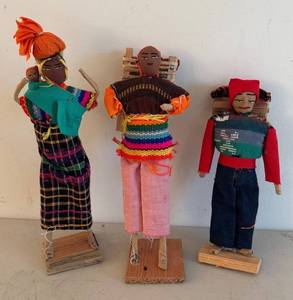 ULR - Three Vintage Handmade Guatemalan Folk Art Dolls