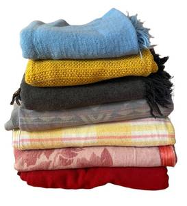 ULR - Assorted Vintage Blankets - Mixed Weaves & Textures