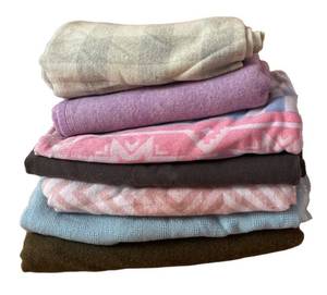 ULR - Assorted Vintage Blankets