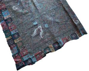 MB - Vintage Paisley Pattern Tapestry