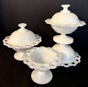 E - Vintage Anchor Hocking Milk Glass Pedestal Compotes Open Lace  Old Colony (Lot of 4)