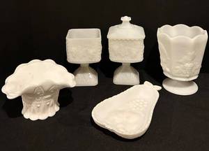 BSD - Vintage Milk Glass Mixed Lot of 5