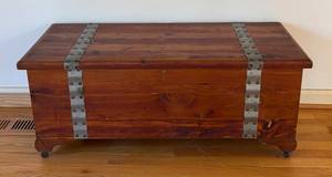 ULR - Vintage Cedar Chest with Metal Straps