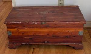 ULR - Vintage Klein Bros Cedar Chest
