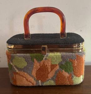 MB - Vintage Julius Resnick Needlepoint Handbag with Lucite Handle