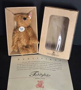 MB - Adorable Steiff Teddy Bear