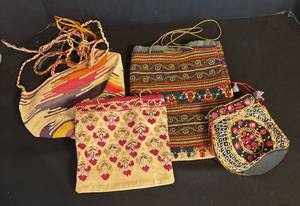 MB - Lovely Vintage Handbags & Pouches