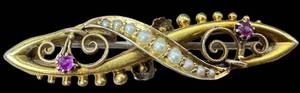 Antique Victorian Etruscan Revival 15K Gold Brooch With Seed Pearls