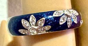 Hidalgo 18K White Gold Enamel Diamond Flower Ring Size 9