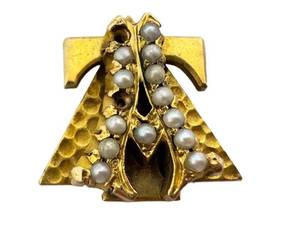 Vintage 14K Alpha Tau Delta () National Nursing Fraternity Badge