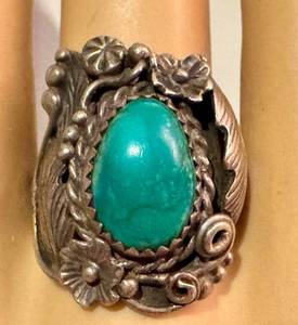 Vintage Navajo Sterling Turquoise Ring Size 8