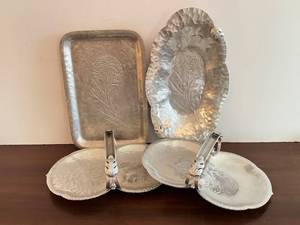 Vintage Silverlook Hammered Aluminum Serving Set (Lot of 4)