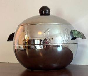 MBR - Vintage West Bend Penguin Ice Bucket