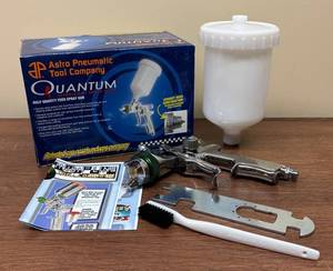 LLSR - Astro Pneumatic Quantum Qul105 Hvlp Spray Gun 600ml 1.5mm With Cup & Accessories