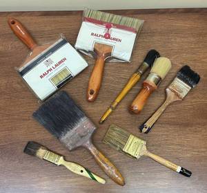 LL - Assorted Paint Brushes