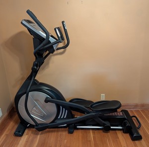 ML - Sole E25 Elliptical Trainer With Chest Strap & Manual