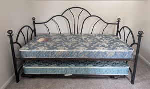UL - Twin Size Trundle Bed Frame - Mattress Not Included