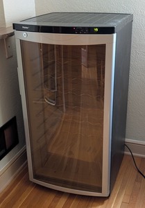ML - Haier Wine Fridge nextnex