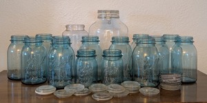 ML - Vintage Ball Mason Jar Mixed Lot With Glass Lids