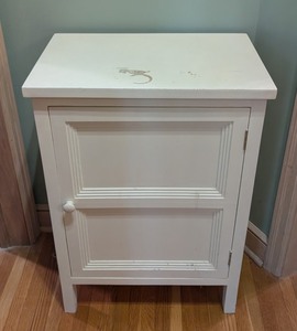 ML - White Wooden Cabinet With Shelf