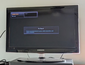 ML - Samsung Un26c4000 26 TV With Remote
