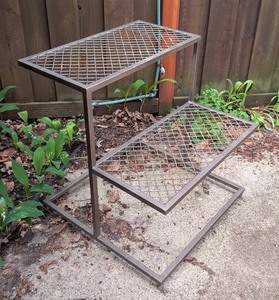 BY - Wire Metal Plant Stand