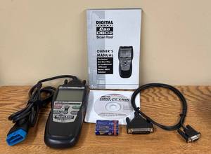 LLSR - Innova 3130 Can Obd2 Digital Scan Tool With Case, Manual & Cables