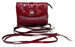 LLSR - Vintage Brighton Red Leather Crossbody With Heart Clasp