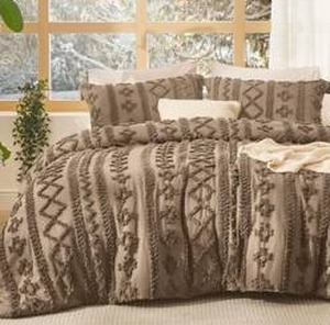 Bedsure Tufted Boho King Comforter Set, Light Brown $69.99 - Brand New