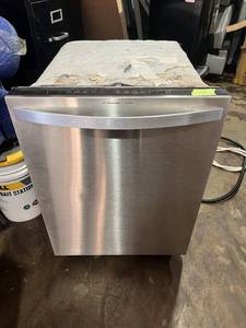 Electrolux Icon Dishwasher - Used in working condition