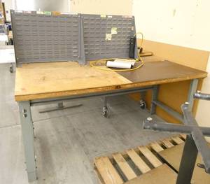 work bench 72x36 with two parts bin hangers