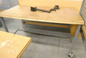 60x30 workbench on wheels and a monitor mount