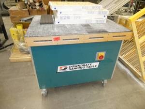 Commercial Dynabrade Model 64208 Downdraft sanding table 230V 3ph