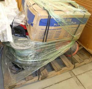 Pallet of misc rolls of plastic filament