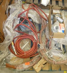 Pallet of hydraulic and air hoses and misc hardware
