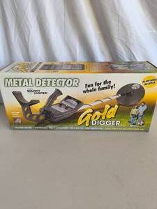 Metal Detector with Headphones
