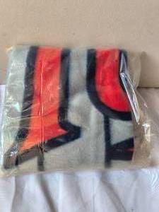 Twins light throw blanket